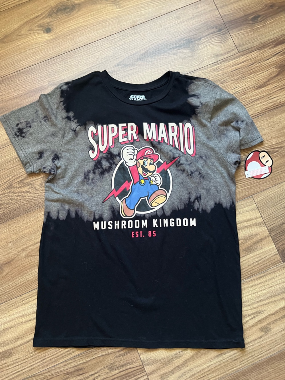 NWT Super Mario Bros Acid Wash T-Shirt Mushroom Kingdom Bleach Dye L
